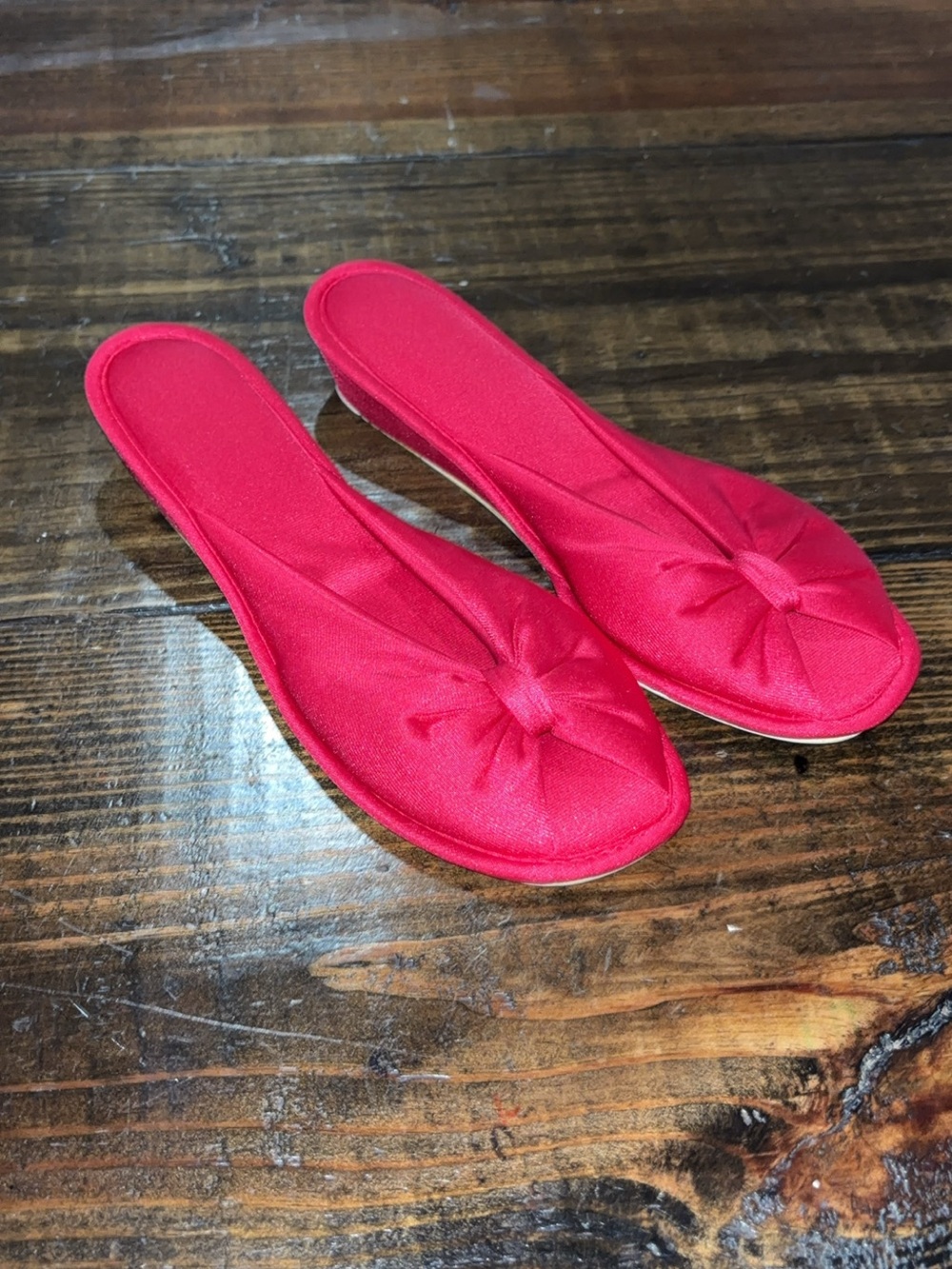 Women's Vintage Vanity Fair Slippers